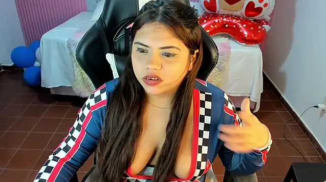 samy_19_ Adlı Modelin Canlı XXX Sohbeti