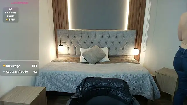 VictoriaLuxee_'s Live XXX Chat