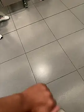 XXX chat uživo modela liam_bronw