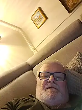 petvaradn Live XXX chat