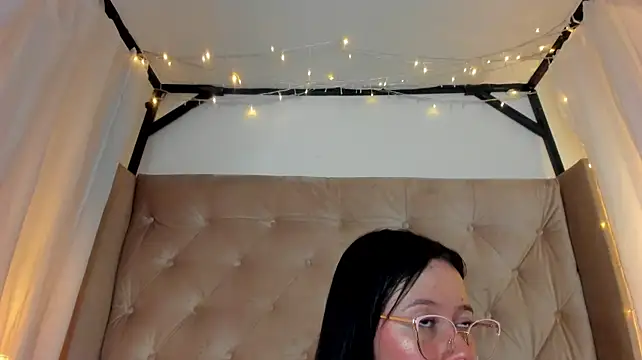 Annie_Petters 现场XXX聊天