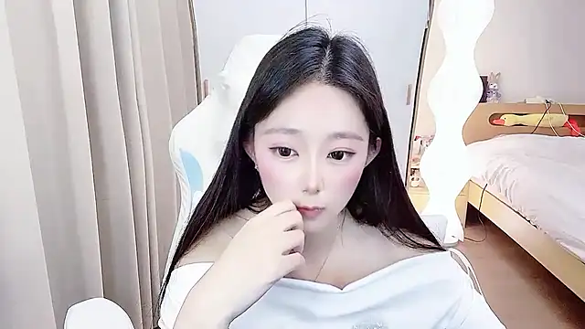 -qingqing's Live XXX Chat