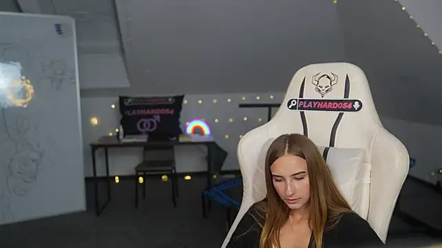 Živý XXX chat Elina_rose054