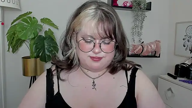 Chat XXX en directo de OpheliaLush