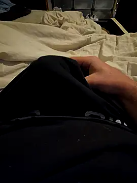 PaulSe01 live XXX chat
