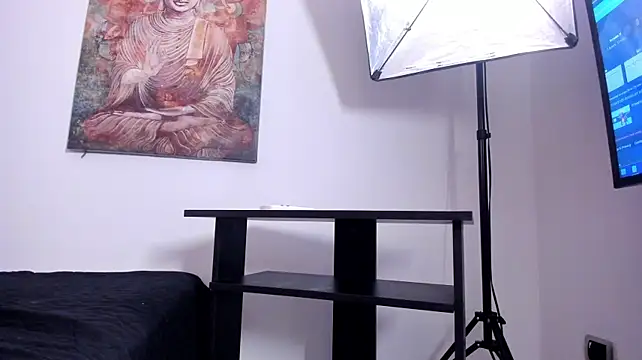 XXX chat uživo modela Raymond_steel