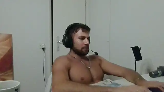 Онлайн чат XXX alpha-hunk