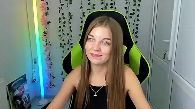 Онлайн чат XXX LuckyKinsley