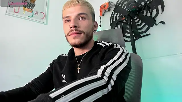 Lian_ferrer Chat XXX live