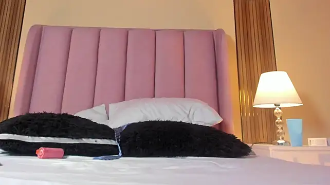 XXX chat uživo modela Samu_Jessesn