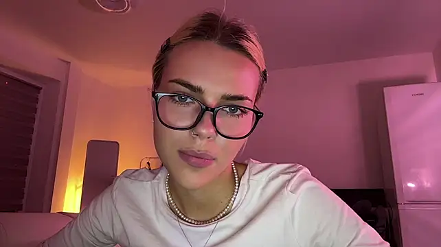 Chat XXX en directo de ChristelDuncombe