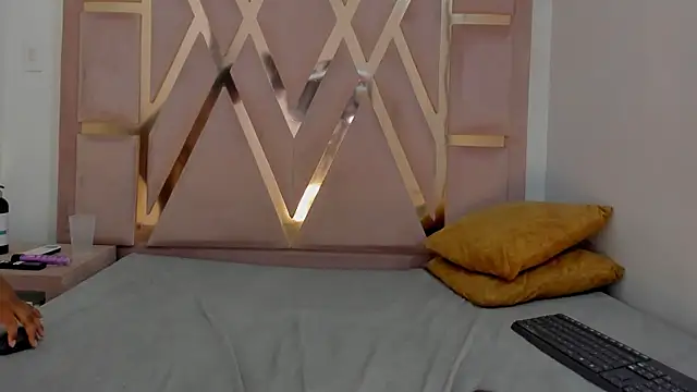 Chat +18 de Vero_montes ao vivo
