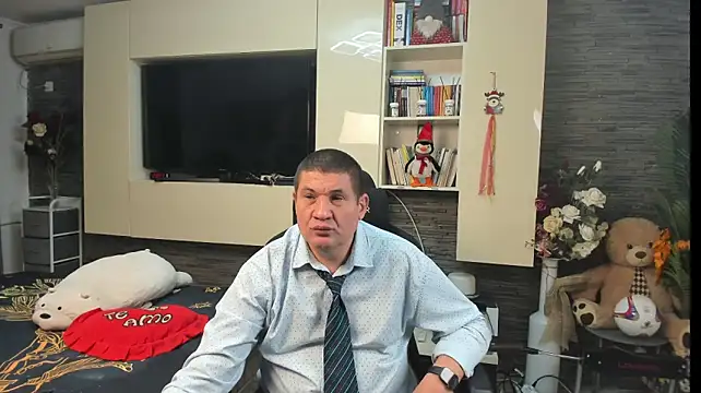 SpartacusDaddy48 Chat XXX live