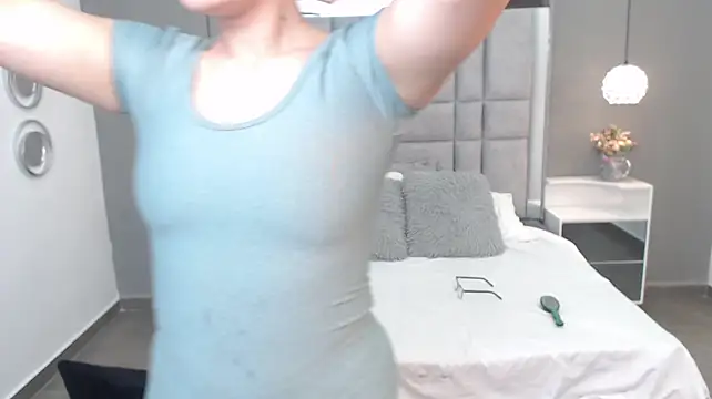 Chat +18 de MartinaaFit ao vivo