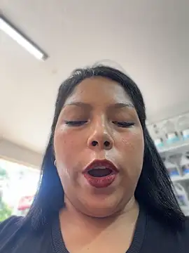 צ'אט XXX בשידור חי של ISABELLA__LUNA