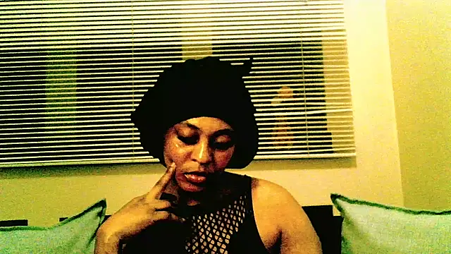 ORUOMA's Live XXX Chat