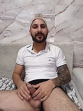 LorenzoCapone69's Live XXX Chat