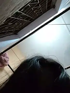 mini27mimi – Naživo XXX chat