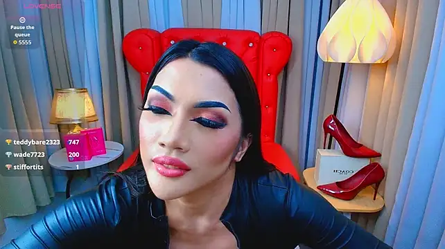 دردشة Laureen_Hilton الجنسية المباشرة