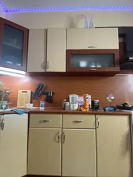 JessicaNichols_ Adlı Modelin Canlı XXX Sohbeti