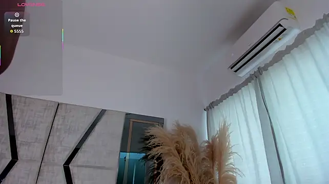 CarolineFyre Chat XXX live