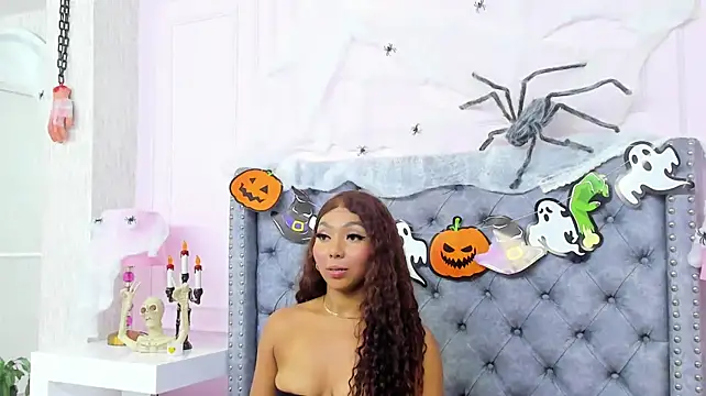 HaileeRoberts – Live XXX-chat