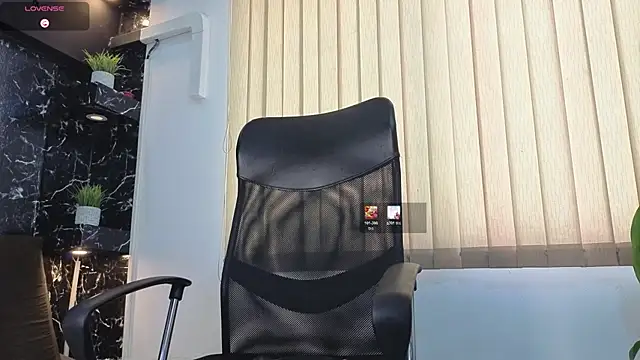 צ'אט XXX בשידור חי של Alexander_ferre