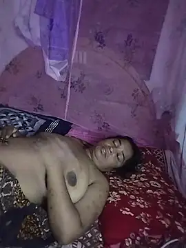 Priankaboudi Obrolan Langsung XXX