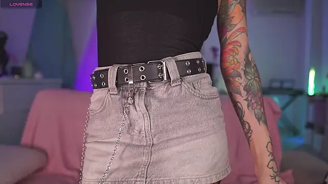 Živý XXX chat Lady3Holes