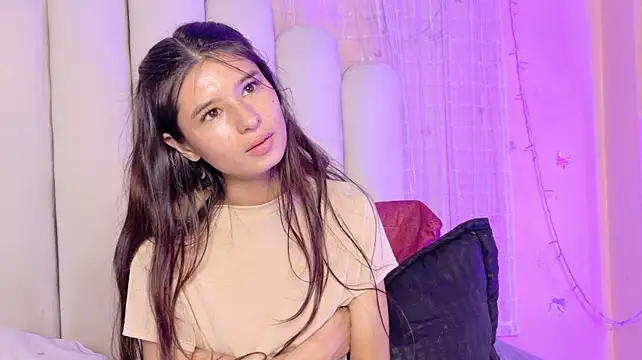 SweetRenata_ Chat XXX in diretta