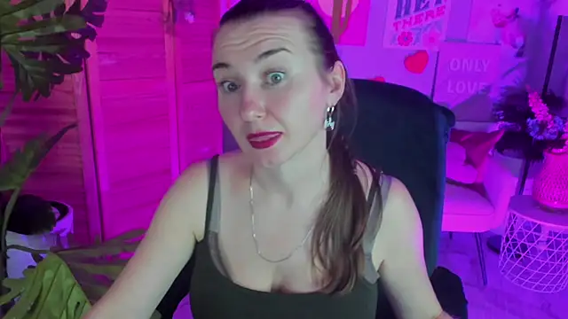 Chat XXX en directo de Golden_Dragon