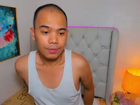AsianZero élő XXX-chatje