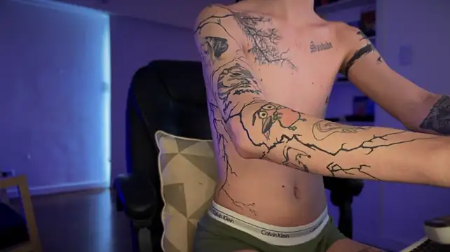 Den_BlueXx's Live XXX Chat