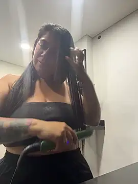 Chat XXX en directo de emilyjohanson