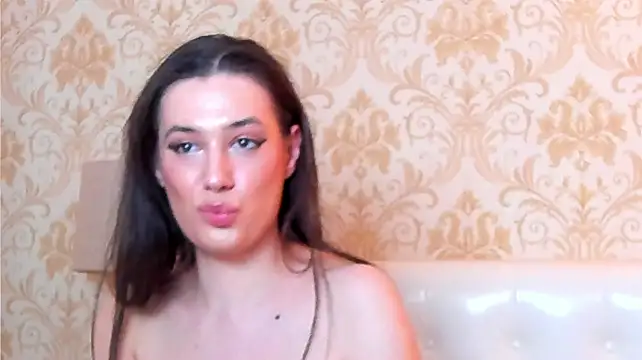 JuliaHunts: онлайн-секс-чат