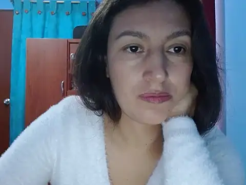 Chat +18 de SarahFriendly ao vivo