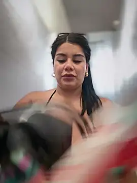 Issane_Peru Live XXX Chat