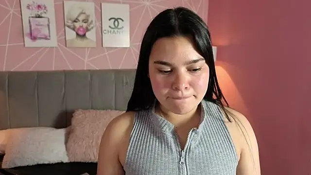Chat +18 de zara__sweet ao vivo
