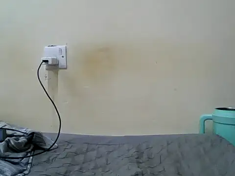 Hornysmoker20's Live XXX Chat