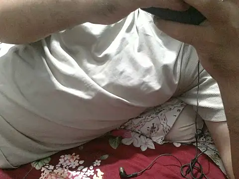 Онлайн чат XXX Precumboner