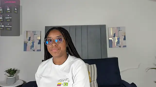 Chat XXX en directo de Sophia_Ebony