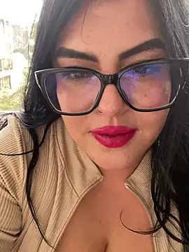 Chat +18 de alina_voss ao vivo