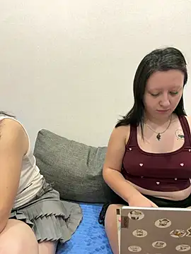 XXX chat uživo modela nahida77
