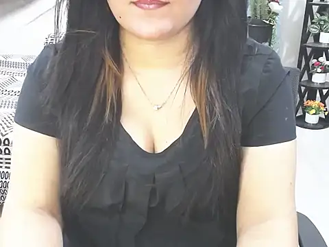 Chat +18 de Ridiha_Pari ao vivo
