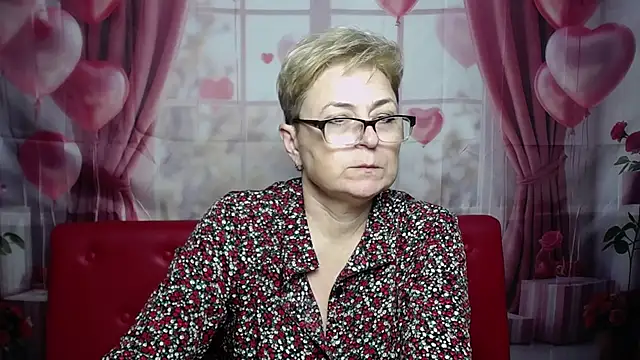 EmiliaGree Chat XXX in diretta