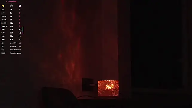 EdlinAllistonのライブXXXチャット