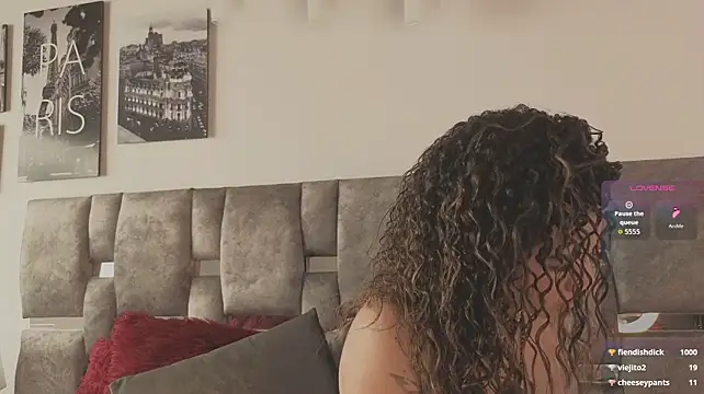 emilyrouxe's Live XXX Chat