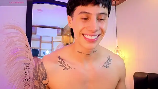 Samuell_777 live XXX chat