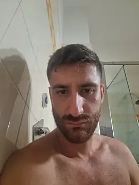 simo1097 Adlı Modelin Canlı XXX Sohbeti
