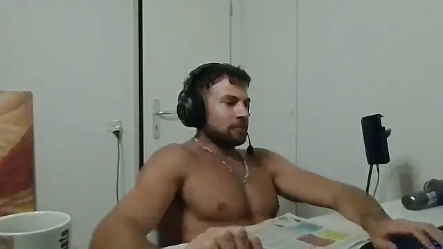 دردشة alpha-hunk الجنسية المباشرة